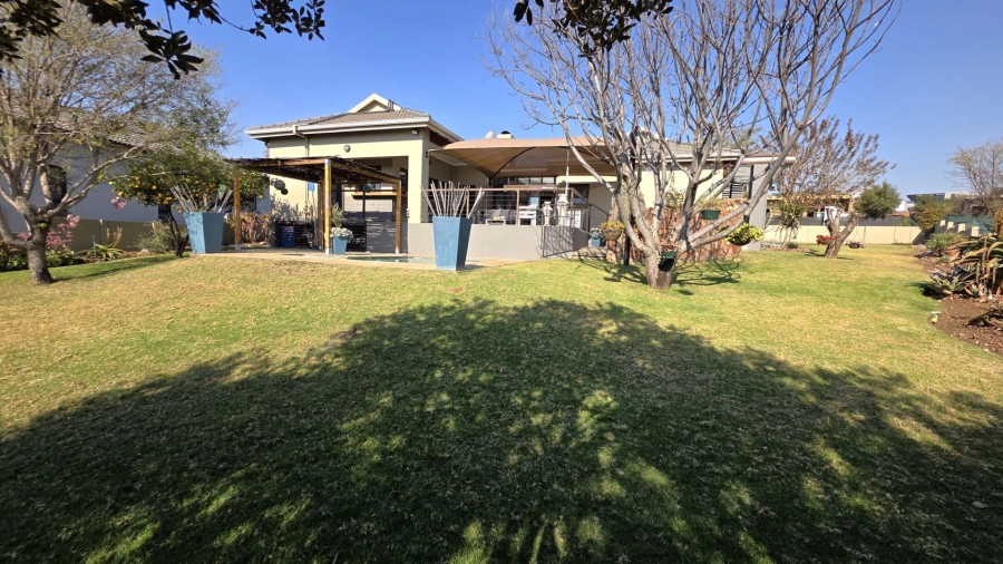 4 Bedroom Property for Sale in Seasons Lifestyle Estate North West